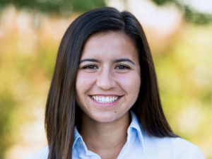Version 2 Bella Echevarria headshot